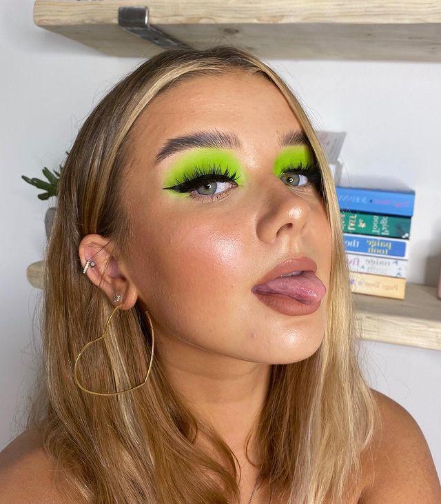 Neon Green Makeup