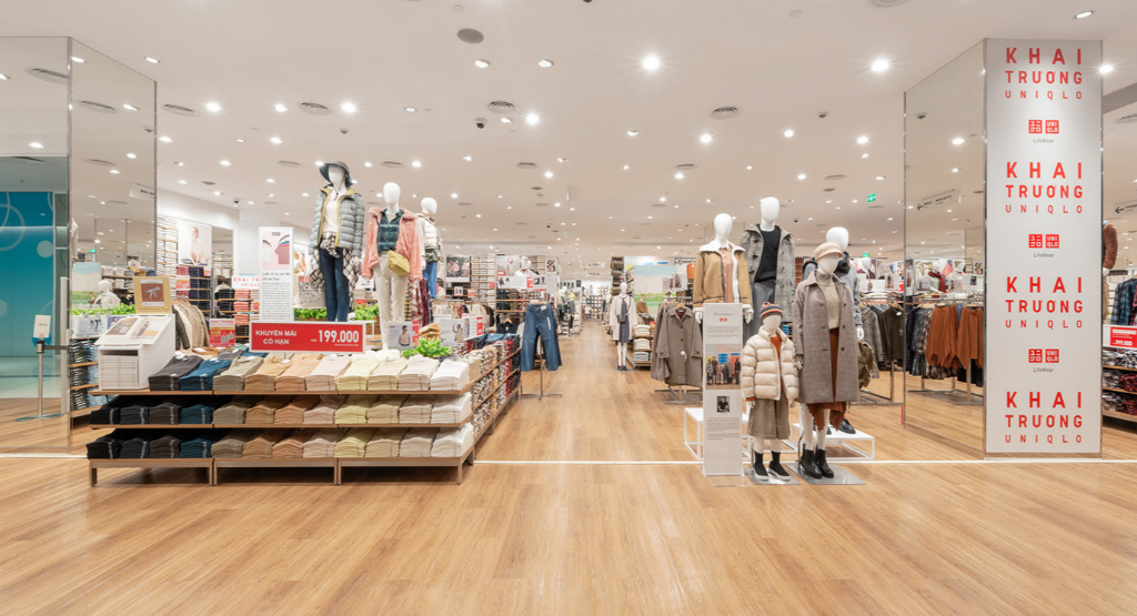 Thiết Kế Showroom Uniqlo Long Biên 8