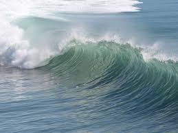 022916 Light through Surf Wave.jpg