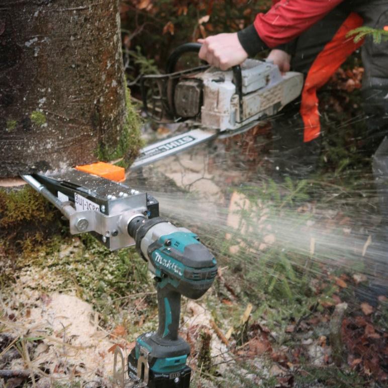 Cuñas mecánicas de abatimiento ValFast y ValFix- TECNICA FORESTAL