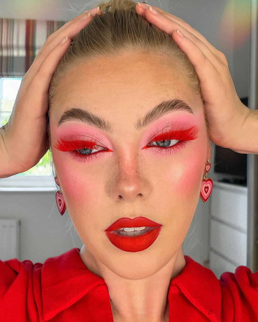  Red and Pink Makeup