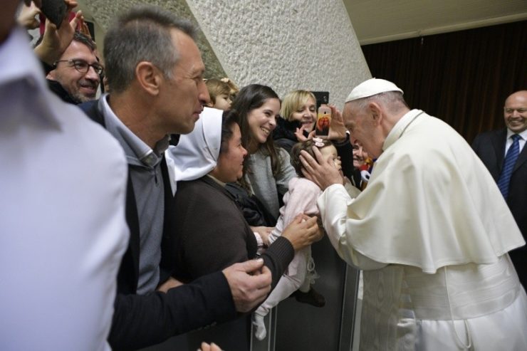 Nhân viên Vatican tận hưởng thời gian với Đức Thánh Cha