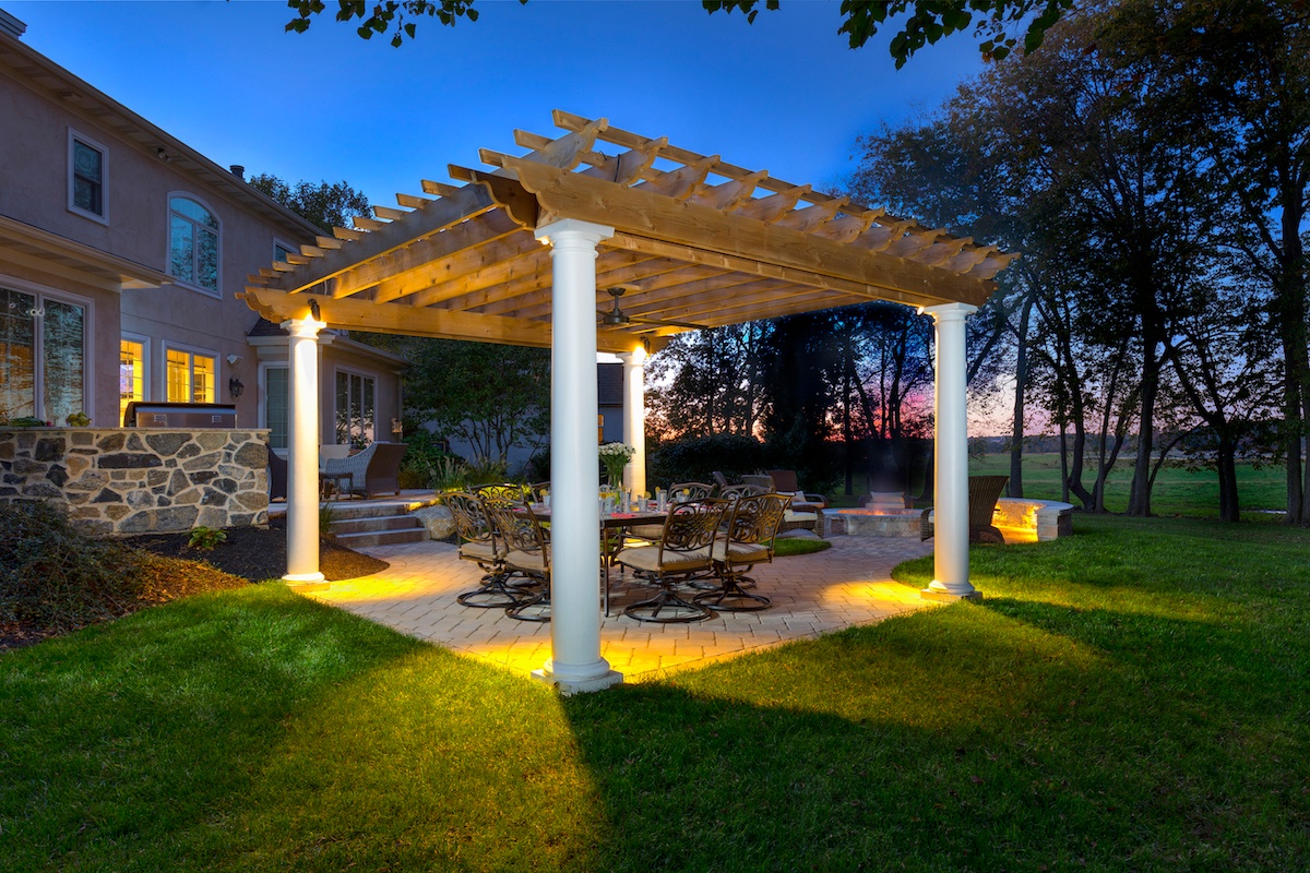 Vakkas-paver-patio-pergola-Lighting-1