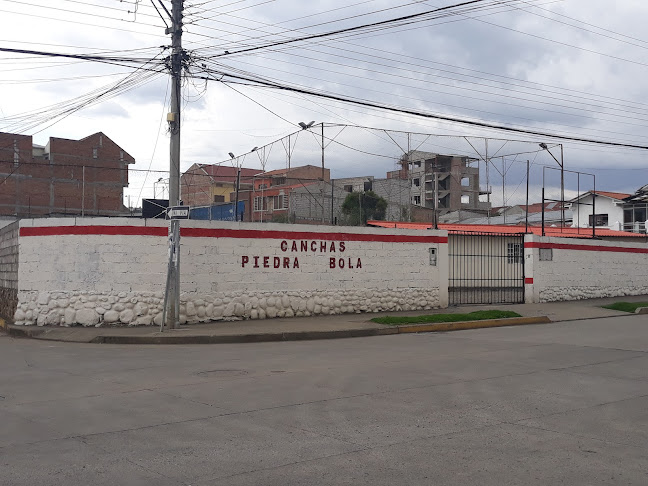 Opiniones de Canchas Piedra Bola en Cuenca - Campo de fútbol