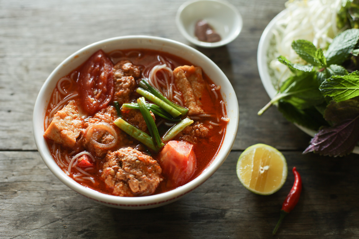 Bún Riêu - Vietnamese Crab, Pork & Tomato Noodle Soup