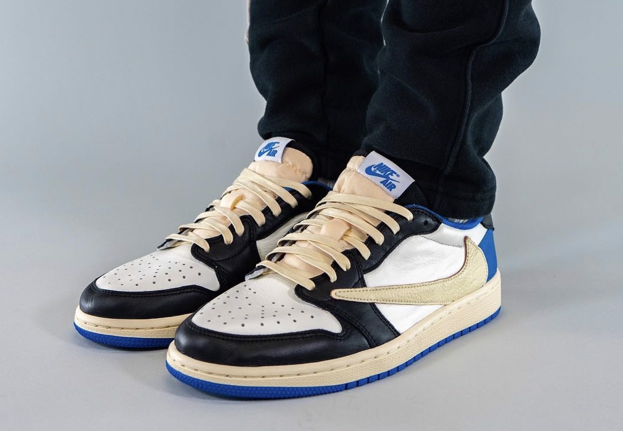 review-giay-air-jordan-1-low-fragment-travis-scott-vi-vua-cua-nam-202