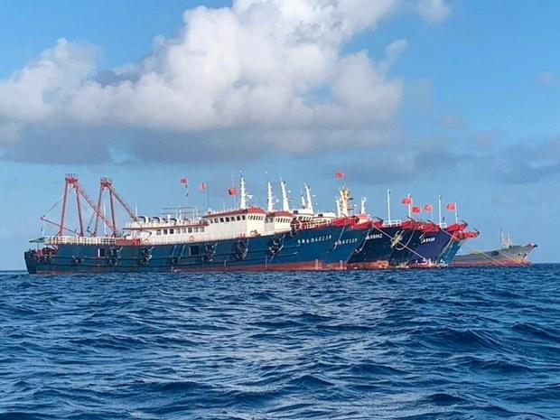 Tàu Trung Quốc trở lại Đá Ba Đầu, Philippines gửi công hàm phản đối