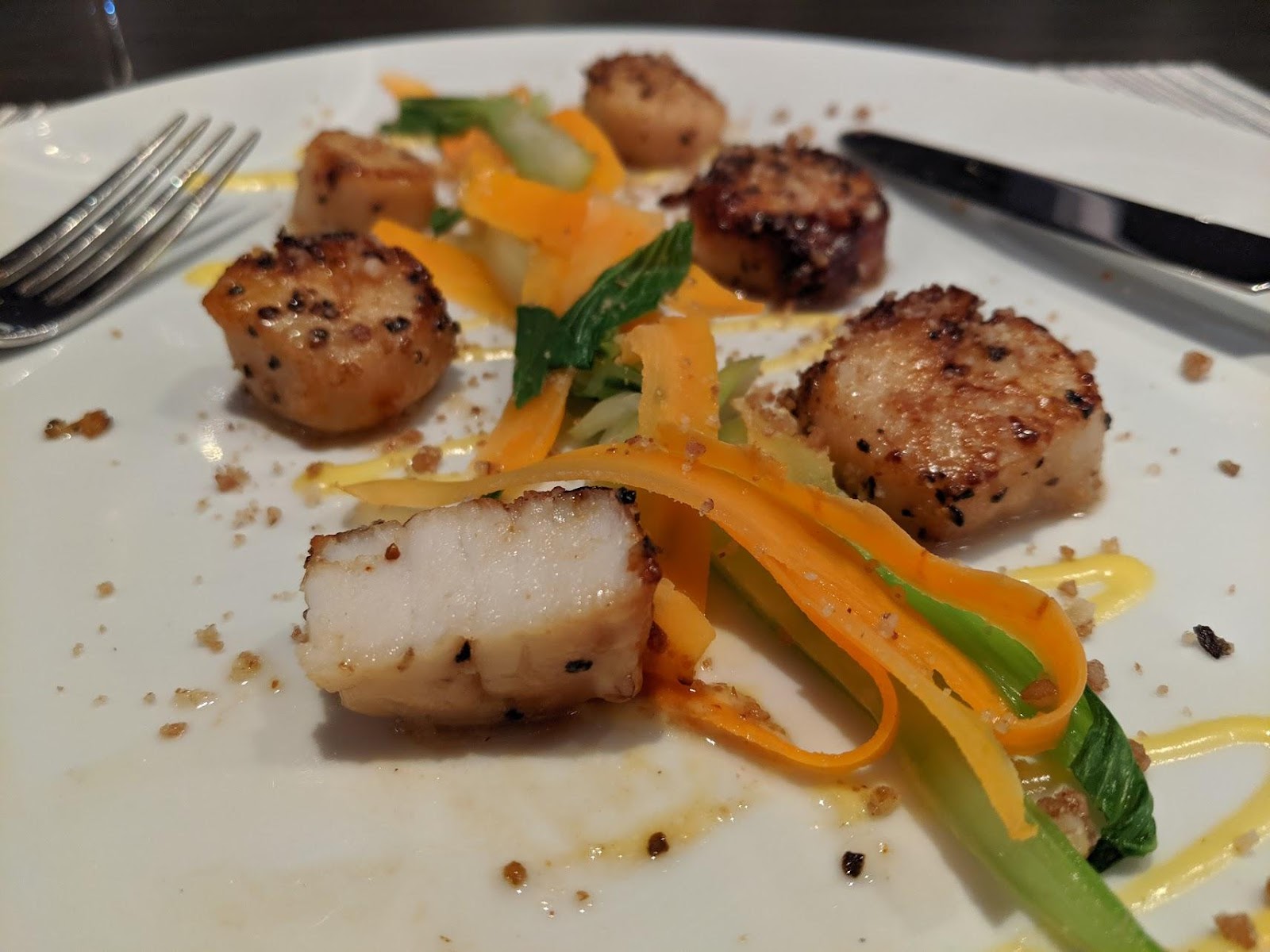 Flagship First Dining JFK Seared Diver Scallops