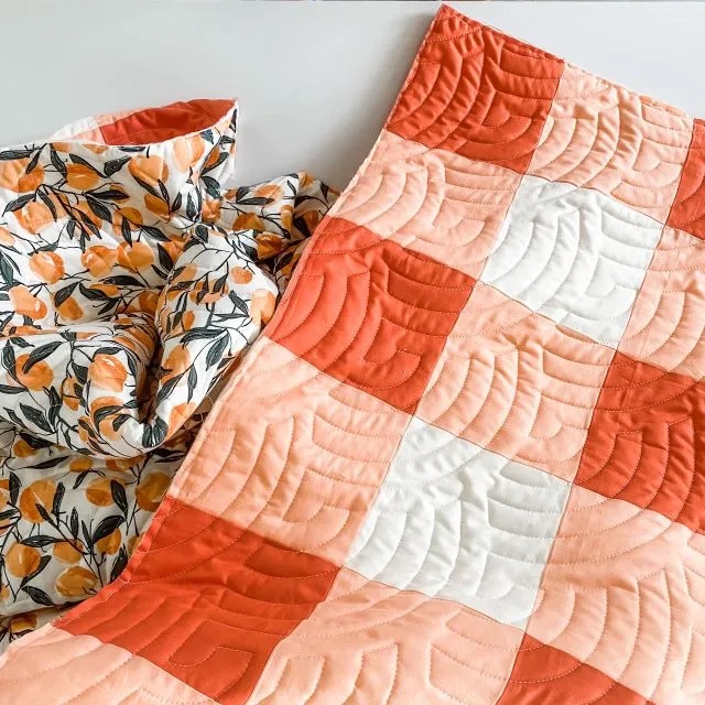 classic gingham quilt Easy sewing projects for gifts