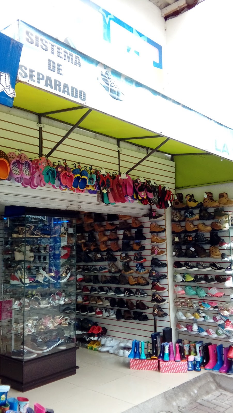 Outlet La 18