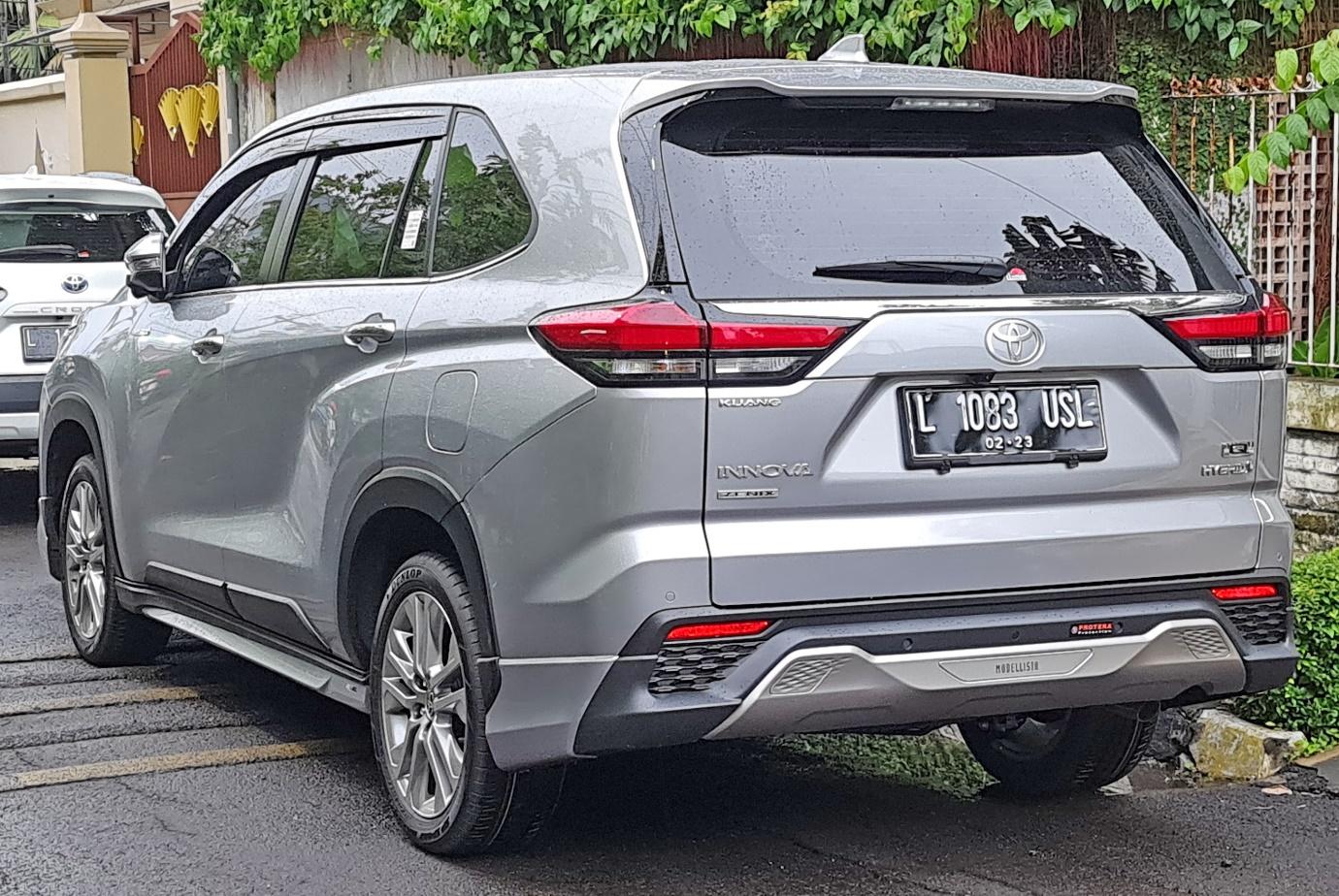 sewa mobil jakarta 