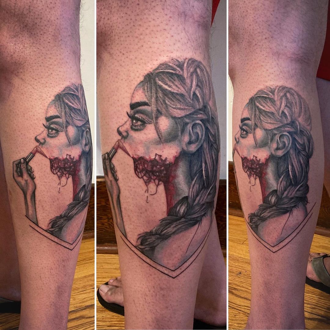 Shining Zombie Pin Up Girl Tattoo On Leg