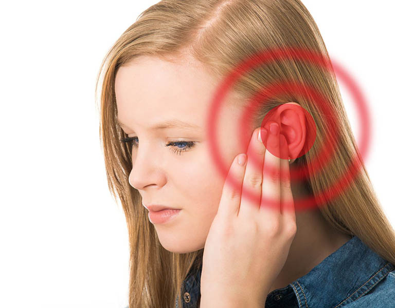 Cảm giác đau rát trong tai