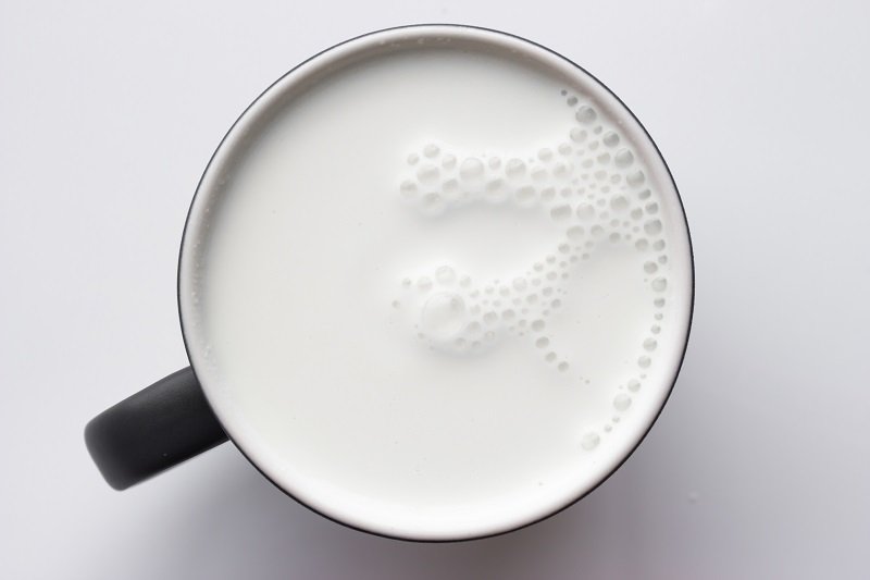 Mentirinha?  - 7 mitos sobre o leite que você não deve mais acreditar