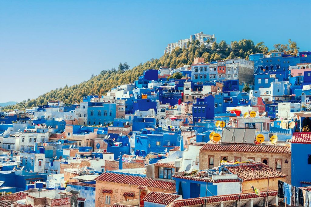 One desire kept boiling inside everyone, the desire to international travel Seasonal travelers and novice travelers, would be dying to run from their homes.