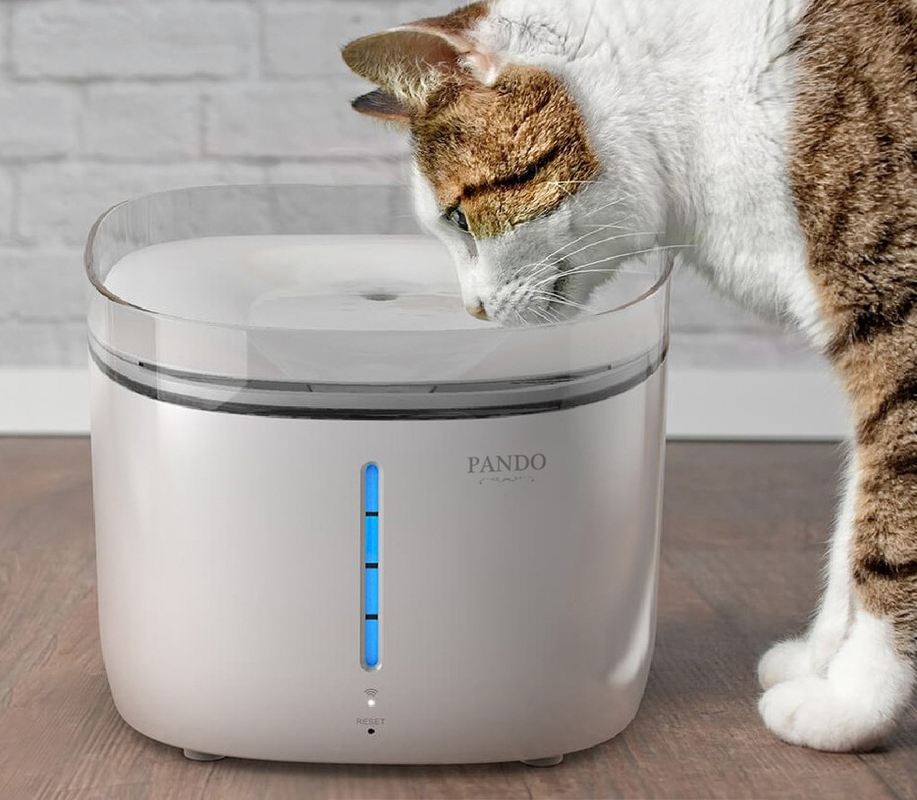 5. Pando Pet Cats & Dogs Smart Water Fountain with UV Sterilizer