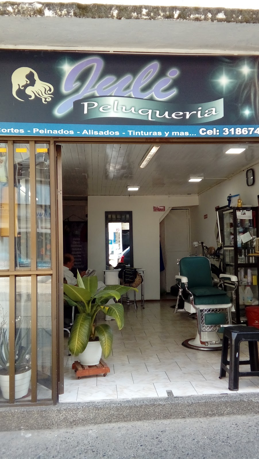 Juli Peluqueria