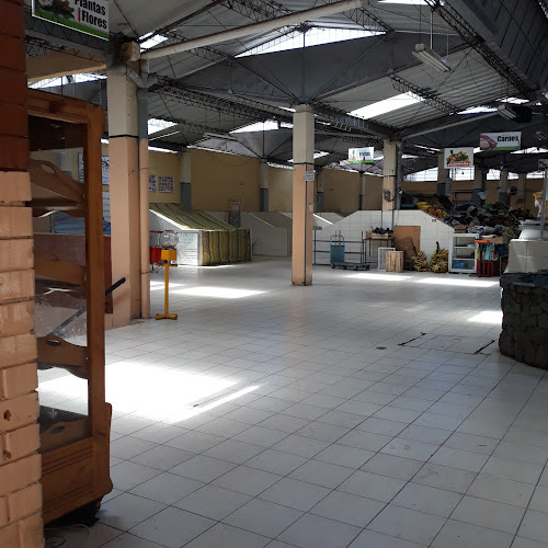 Horarios de CHIMBACALLE MERCADO METROPOLITANO