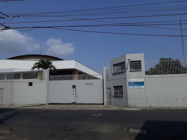 Francisco Segura Cano Vivienda 105 y, Guayaquil 090101