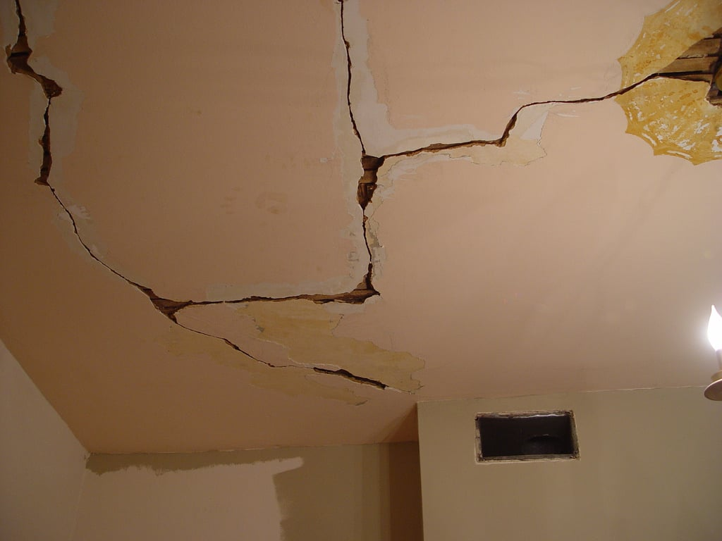 Top 10 Signs That Indicate You May Need a Foundation Repair - Image 2