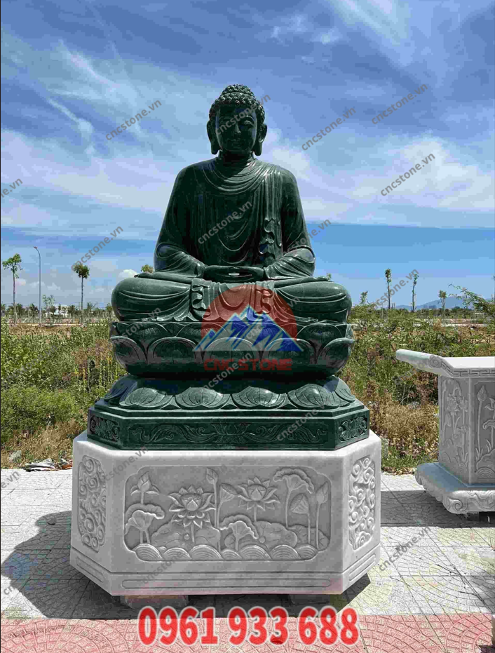 Tượng Phật Thích Ca Mâu Ni bằng đá Xanh Ngọc