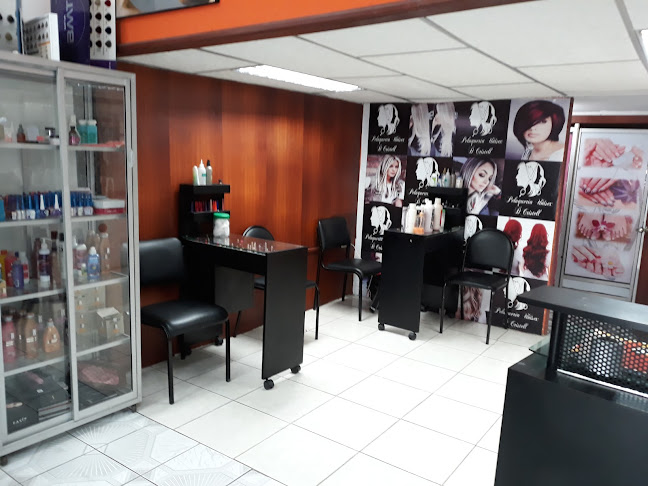 Opiniones de Peluquería & Estiética D' Cristell en Guayaquil - Peluquería
