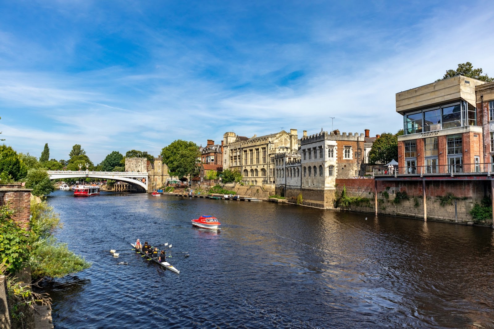 York in England, travel the world cheap with venturing to smaller cities