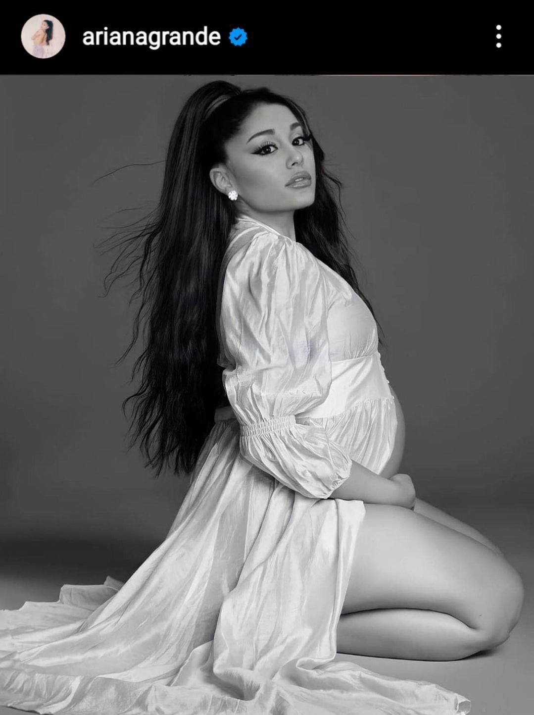 Collection Of Pregnancy Rumors: Is Ariana Grande Pregnant?