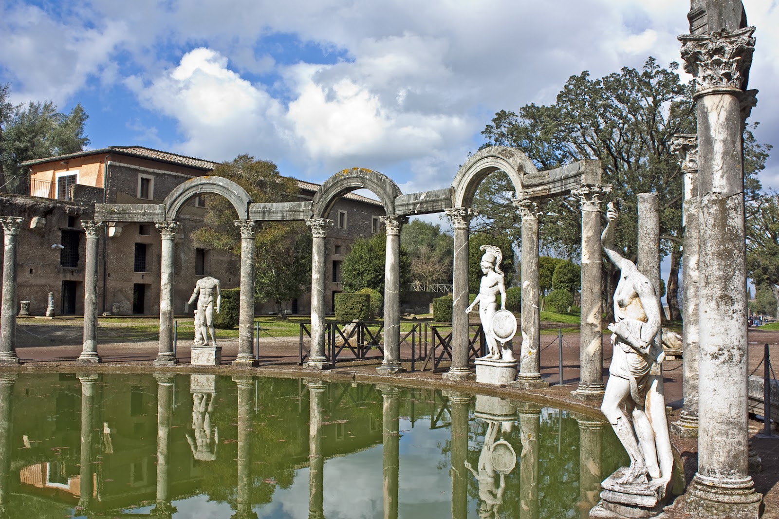 villa adriana.jpg