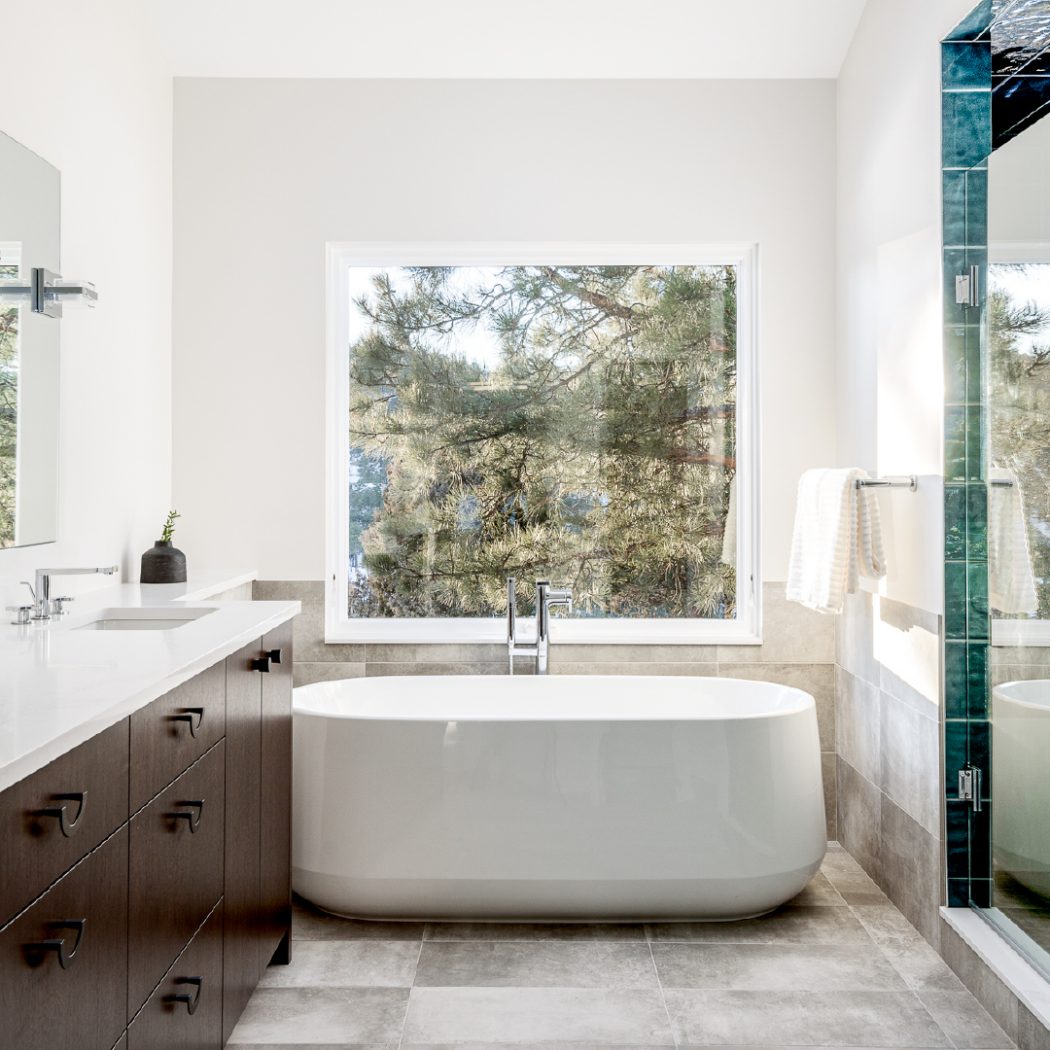 luxury home trends master bathroom primary suite