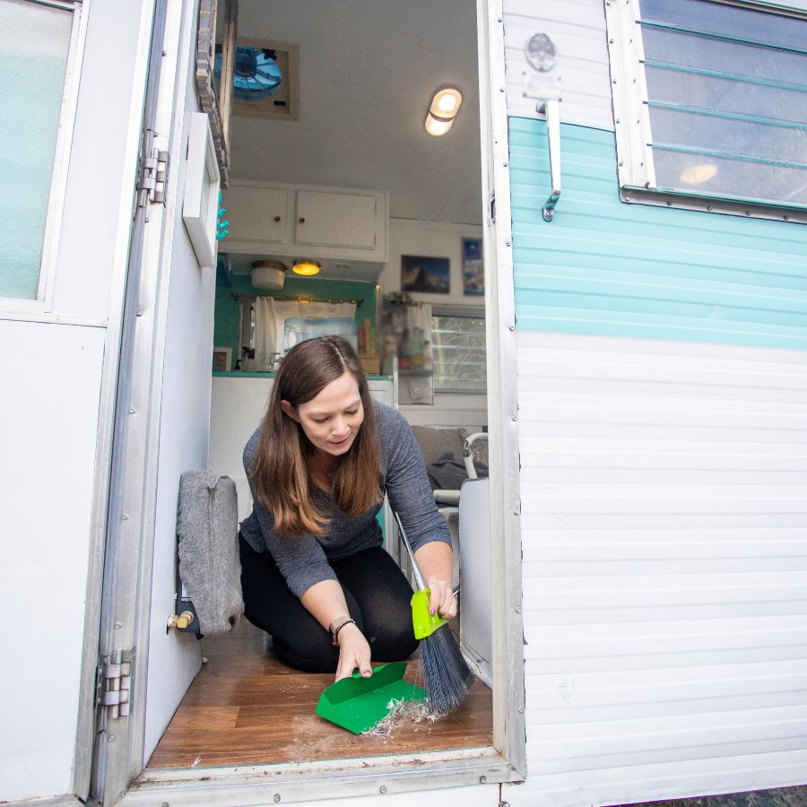 cleaning RV