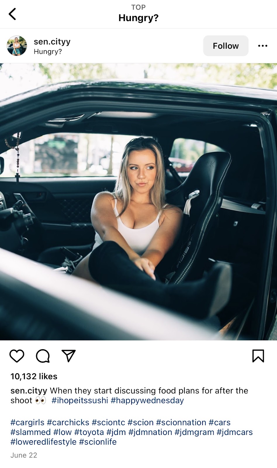 Hongerig?  instagram foto van meisje in een auto