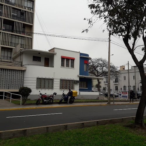 Clínica Dental Odontoplus - Miraflores