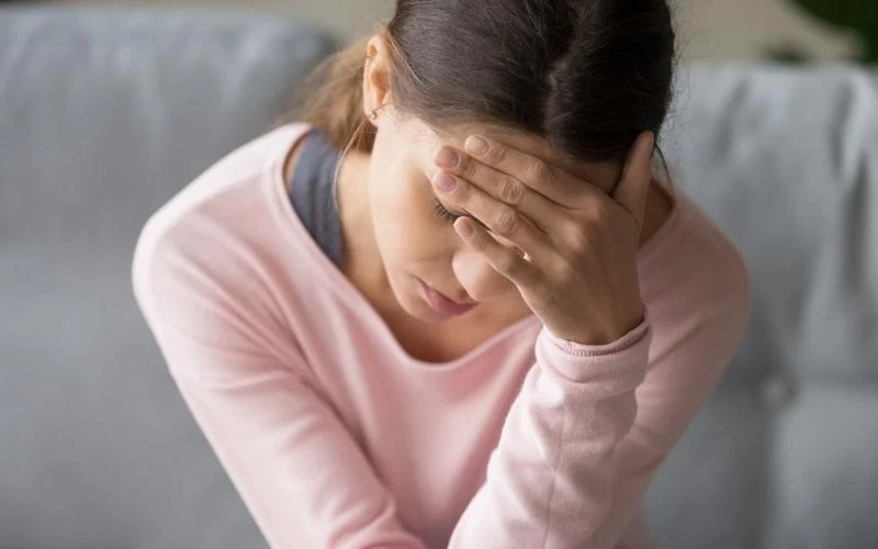 Thay đổi nội tiết tố cũng là một trong những nguyên nhân bị trễ kinh.  