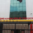 İzmir Kavram Meslek Yüksekokulu