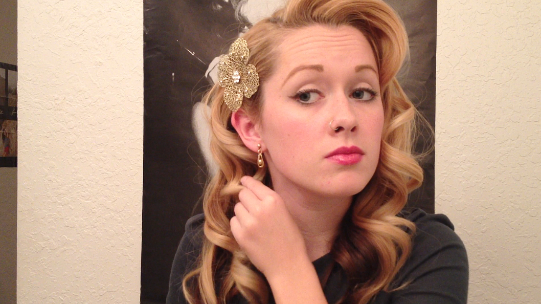 Marilyn Monroe Glamour Curls Vintage Hair Tutorial