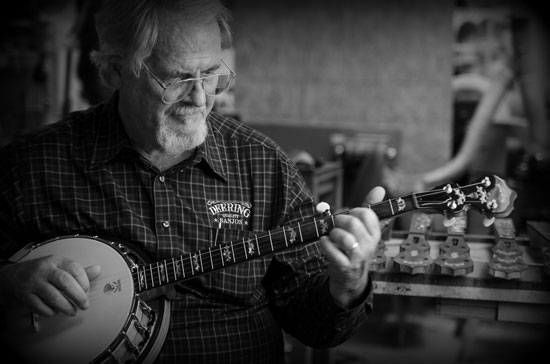 Greg Deering at Banjo 12 Eagle Music 2019