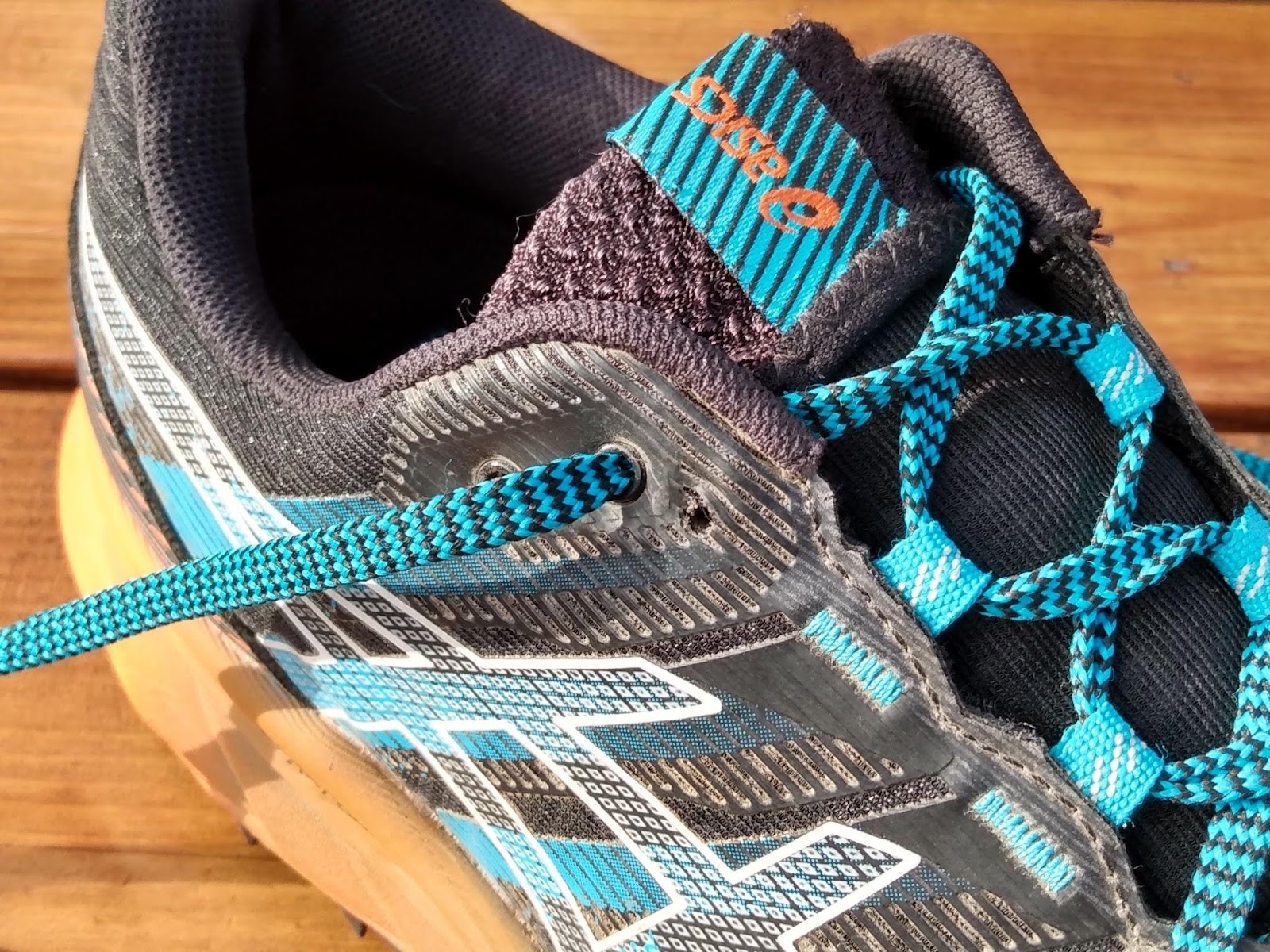 Road Trail Run: ASICS GEL-Trabuco 9 Review: Under the ultra shoe 