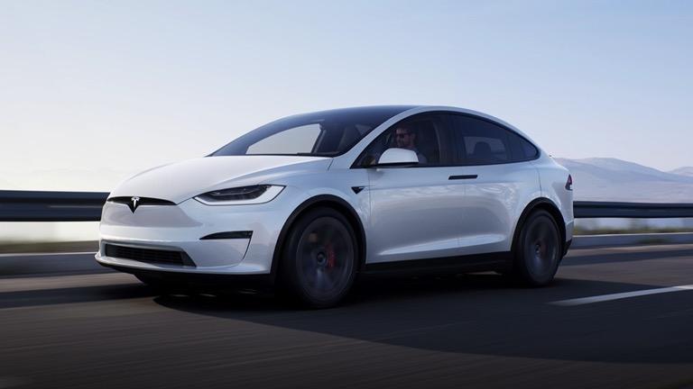 Una imagen de un coche

Descripción generada automáticamente
