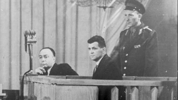 Фрэнсис Пауэрс на скамье подсудимых в Москве