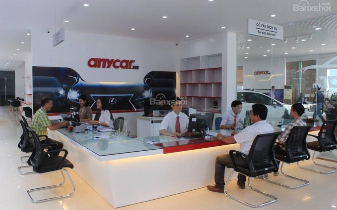 Khách đến Anycar Mỹ Đình sẽ được tư vấn xe, cung cấp các dịch vụ hỗ trợ tốt nhất