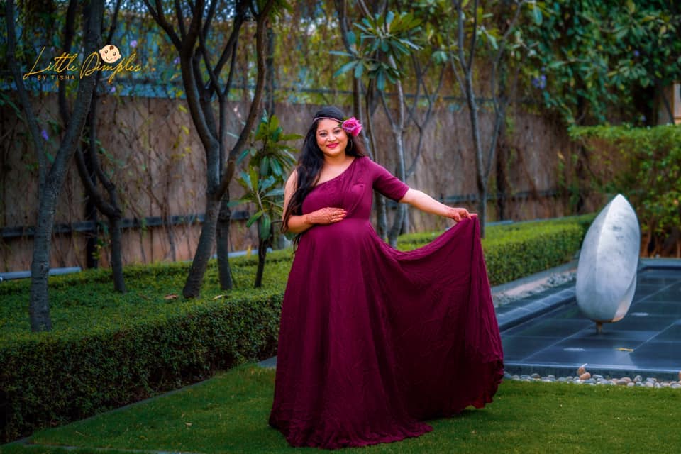 Little Dimples By Tisha is a well-known Maternity Photoshoot Bangalore. Specialized in Maternity Photoshoot, pregnancy, and Baby Photoshoot Bangalore.