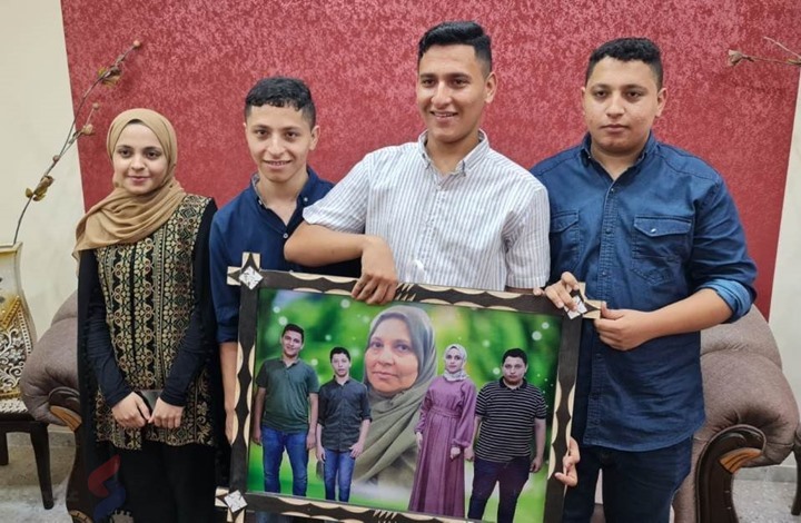 Four brothers from Gaza achieved remarkable success despite the death of their mother .
