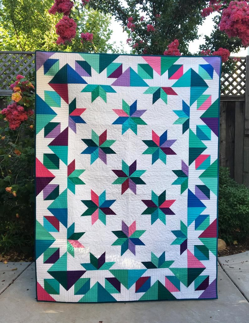 Jenny's Easy Carpenter's Star Quilt Pattern by Missouri Star Size Full Contemporary | Missouri Star Quilt Co.