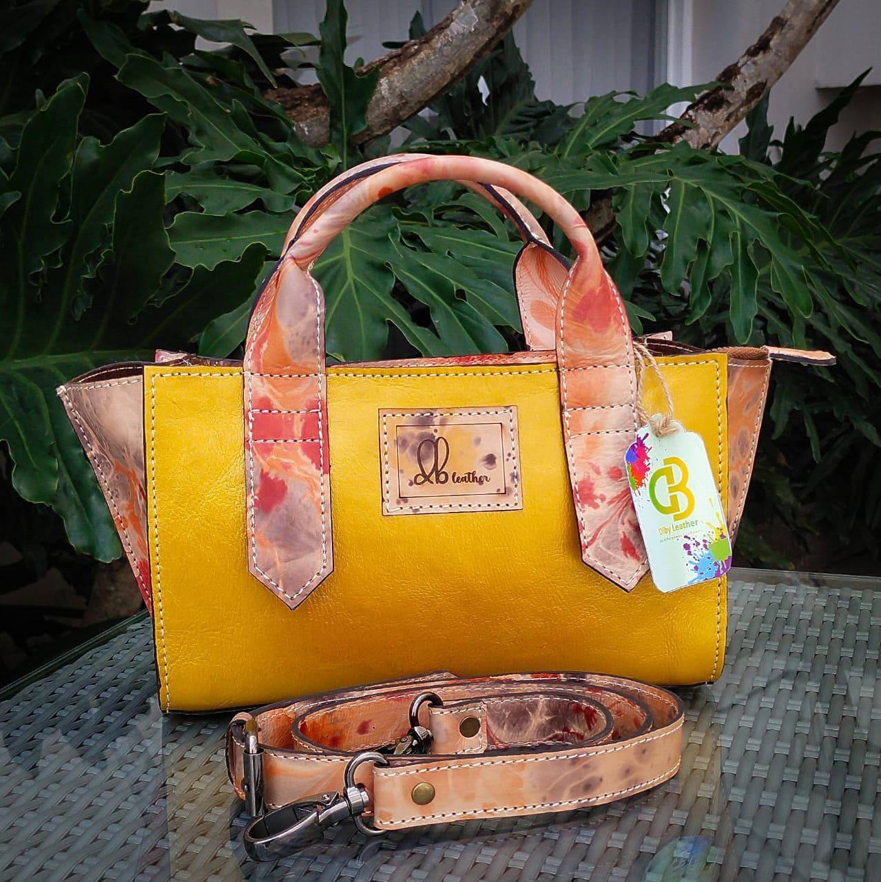 Tas Kulit Diby Debora Handbag Full leather ebru – taskulitdiby.com