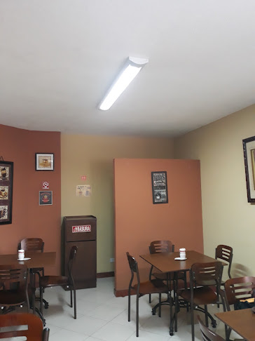 Rubi Latte Cafe - Cafetería
