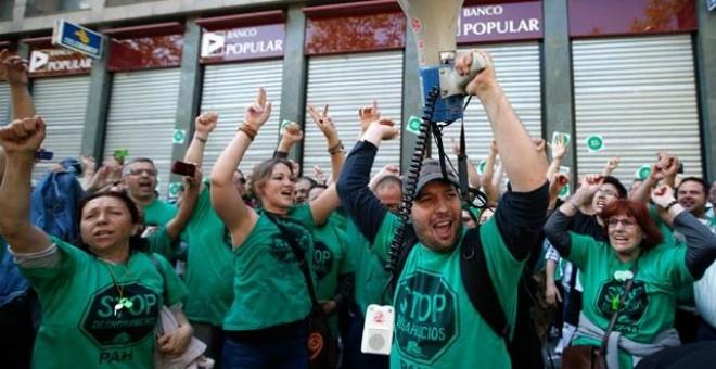 Activistas de la PAH durante una de sus protestas