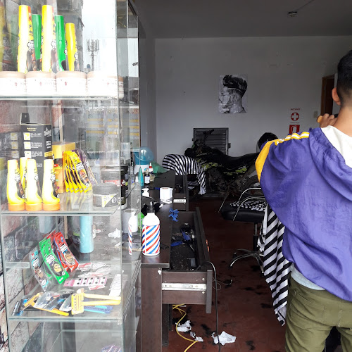 Opiniones de Tom Barber Shop en Florencia de Mora - Barbería
