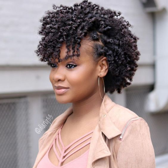 a lady wearing twist out