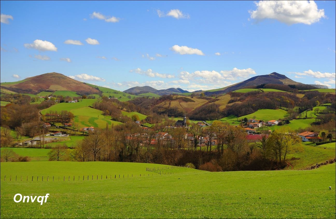 ob_3c6a00_randonnee-lekuine-gaina-depuis-bonloc.JPG